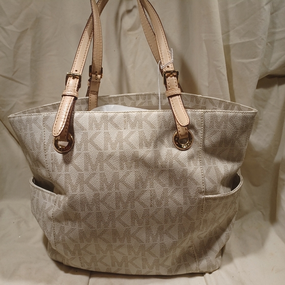 Michael kors set - Picture 7 of 13